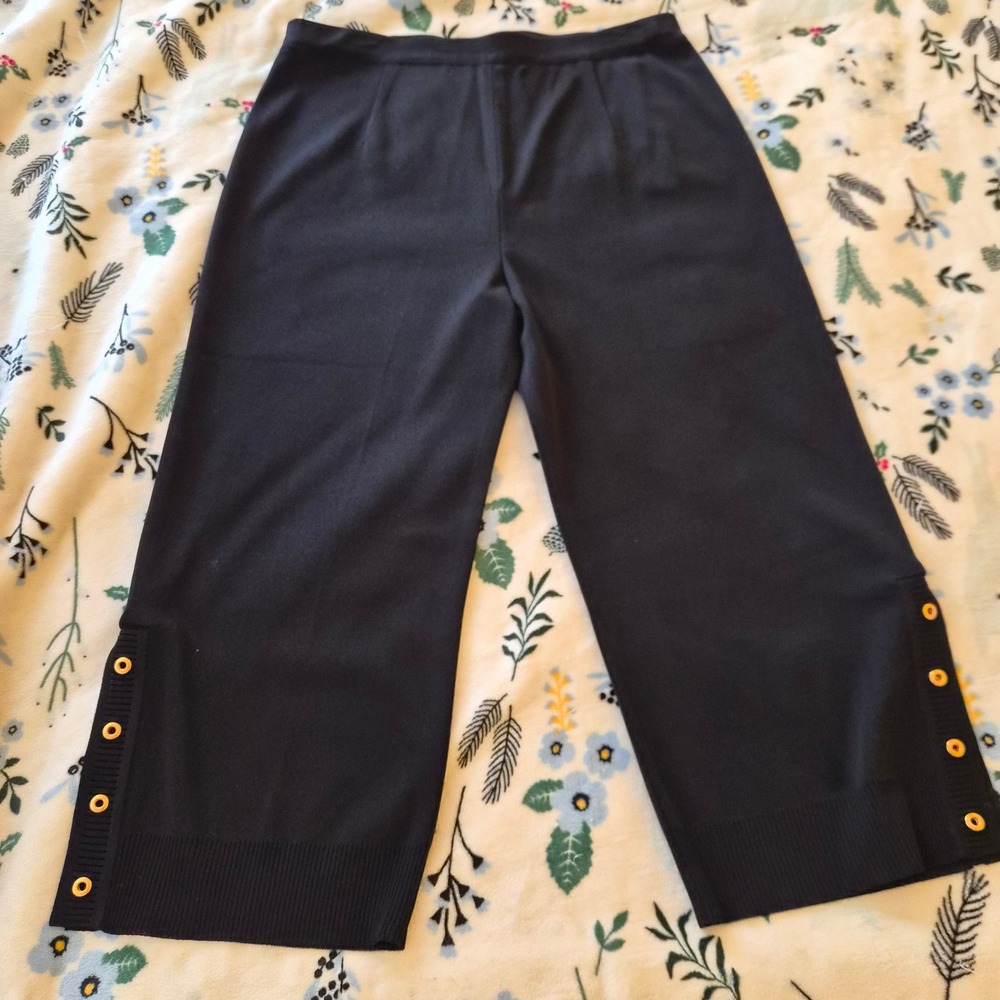 Misook Womens XL Black Knit Cropped Pants Gold Grommet Detail Elastic Waist Chic